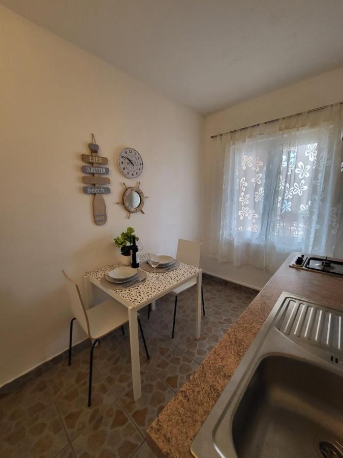 Apartmaniinprimosten Ngoại thất bức ảnh