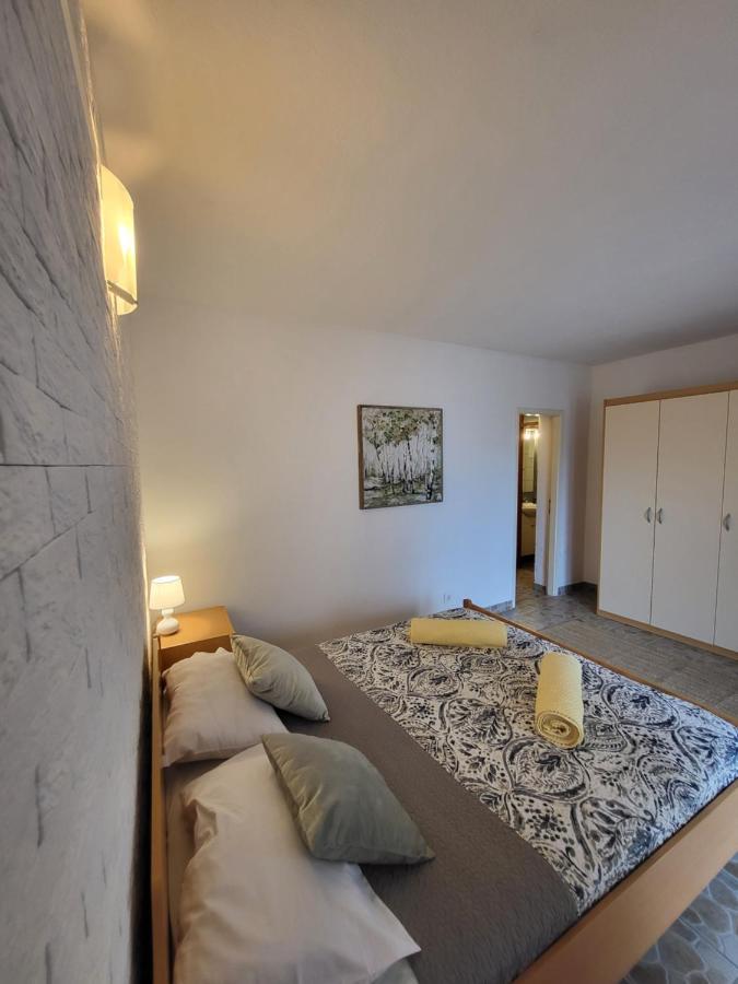 Apartmaniinprimosten Ngoại thất bức ảnh