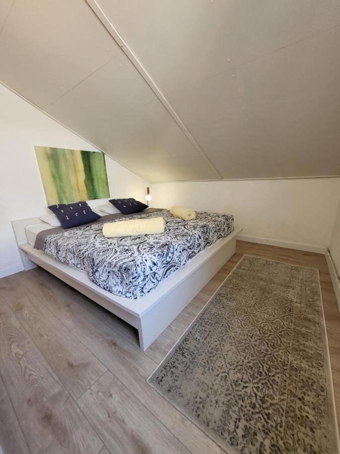 Apartmaniinprimosten Ngoại thất bức ảnh